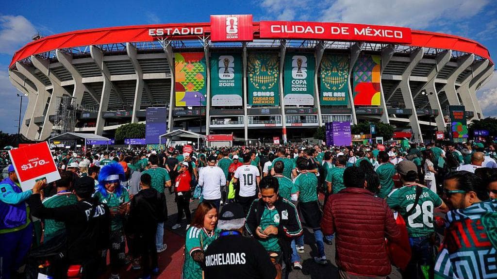'You can't catch your breath' - how will Azteca altitude impact England?