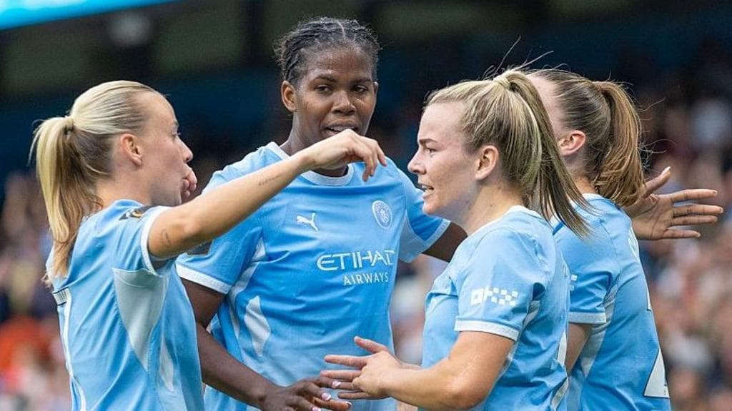 Can Man City juggle WSL title defence and Champions League?