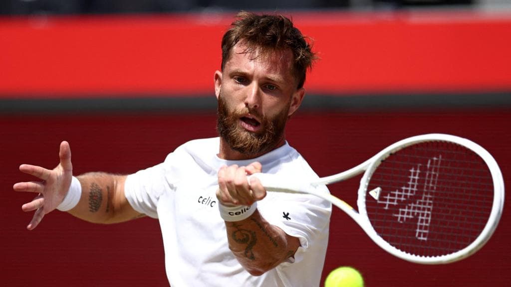 Moutet loses almost all prize money for swearing on BBC TV