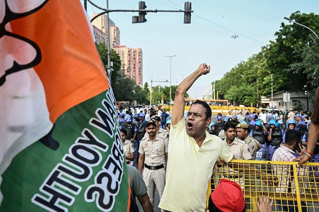 Indian opposition leaders march to top court to demand election chief resign