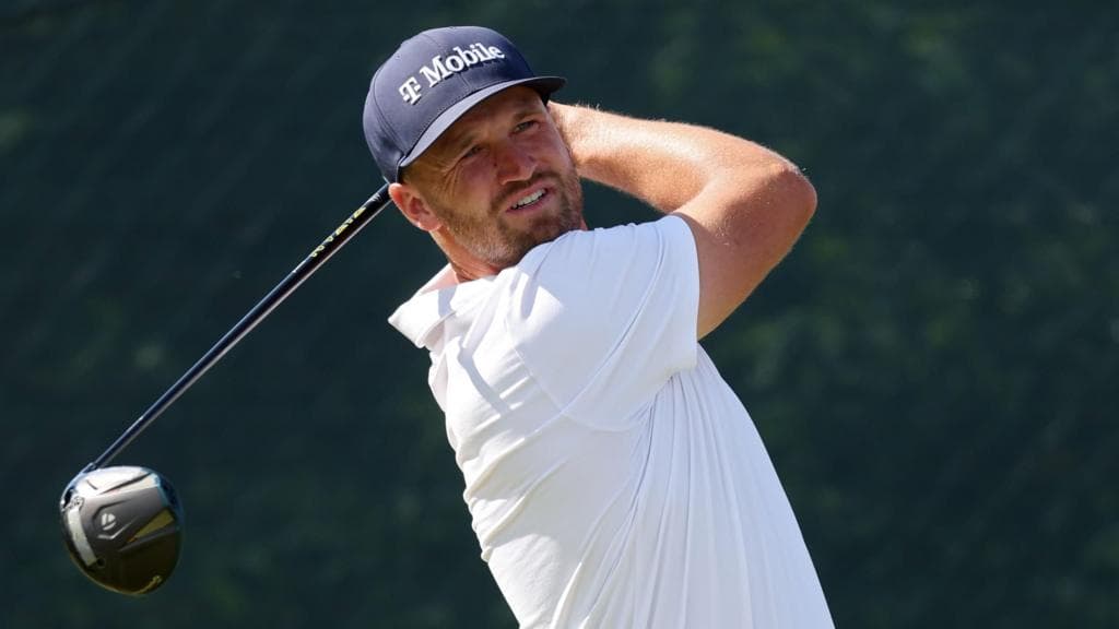 Scheffler makes move but US Open is Clark's to lose