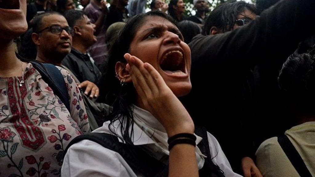 India's 'cockroach' protesters and government to hold talks as stalemate continues