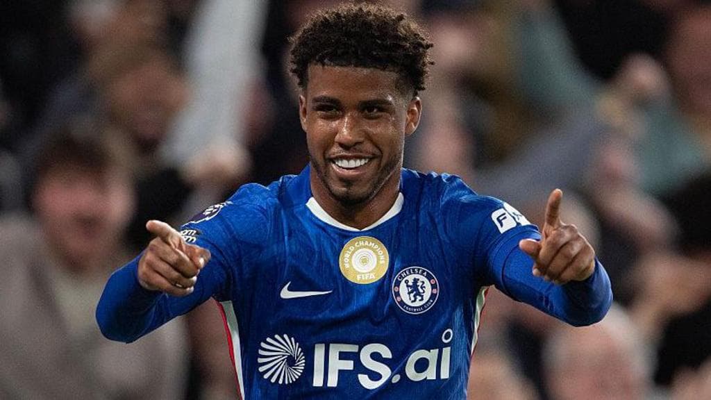 Man Utd agree deal for Chelsea's Santos