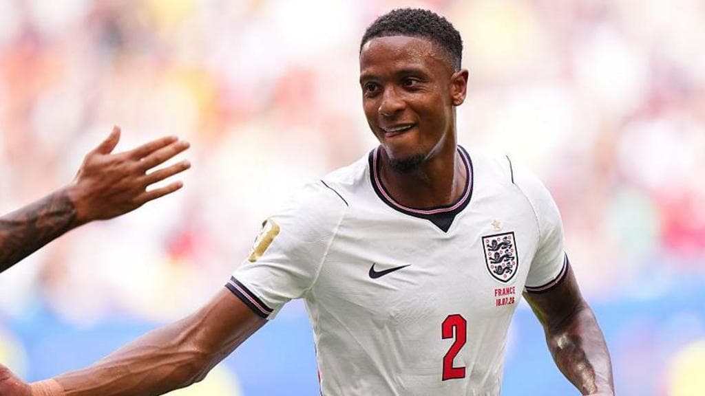 Arsenal reignite interest in Aston Villa's Konsa