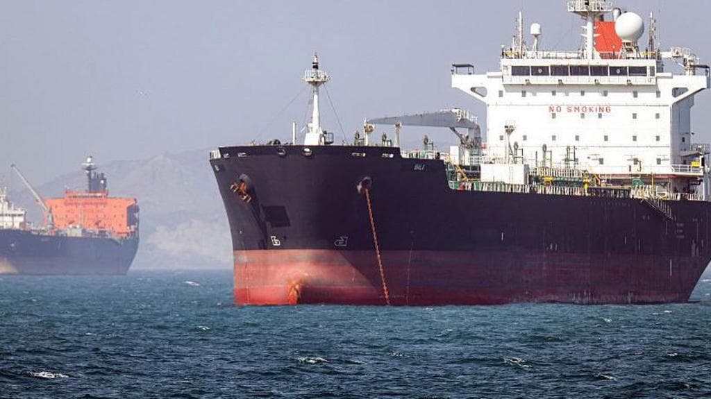 Oil prices fall on hopes Strait of Hormuz could reopen