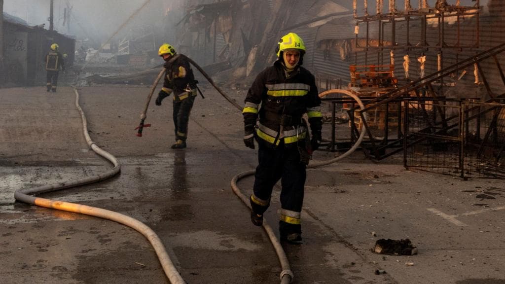 Zelensky condemns 'vile' large-scale Russian attacks that killed 15