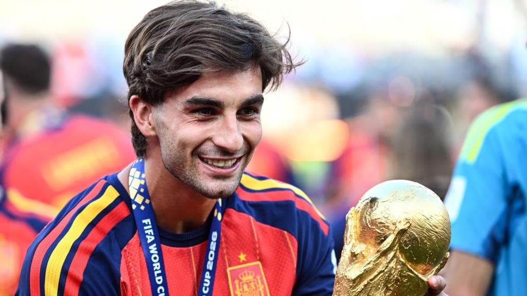 PSG sign World Cup final match-winner Torres from Barcelona