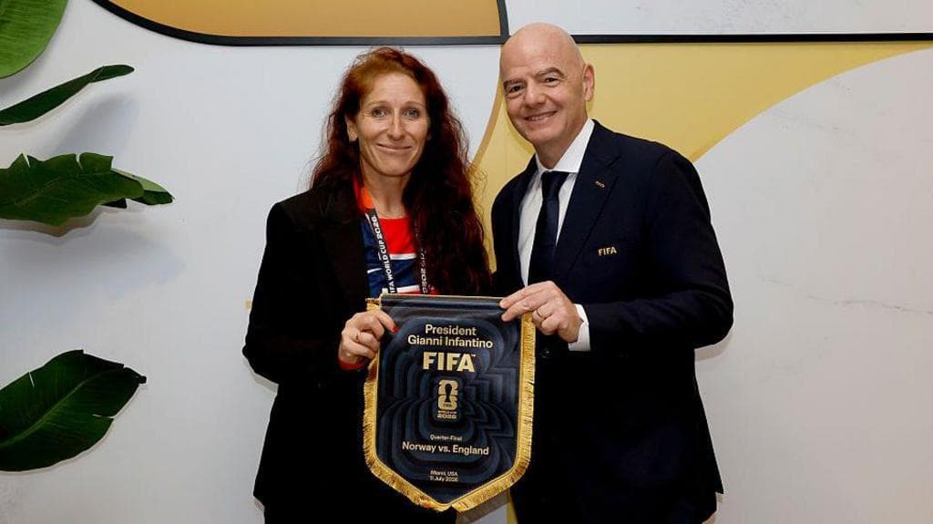 Norway call on Infantino to resign but Mexico & Argentina back Fifa president