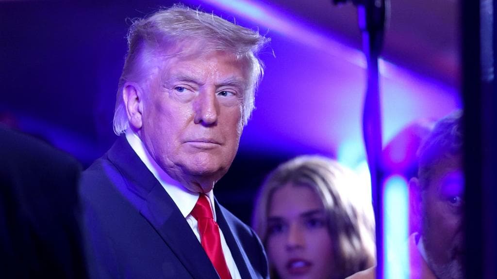 Trump booed in New York as he becomes first US president to attend NBA Finals