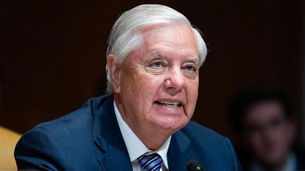 US senator and close Trump ally Lindsey Graham dies after 'brief and sudden illness'