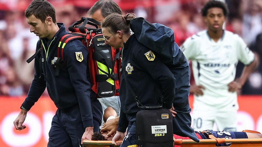 Lille considering legal action after Santos injury