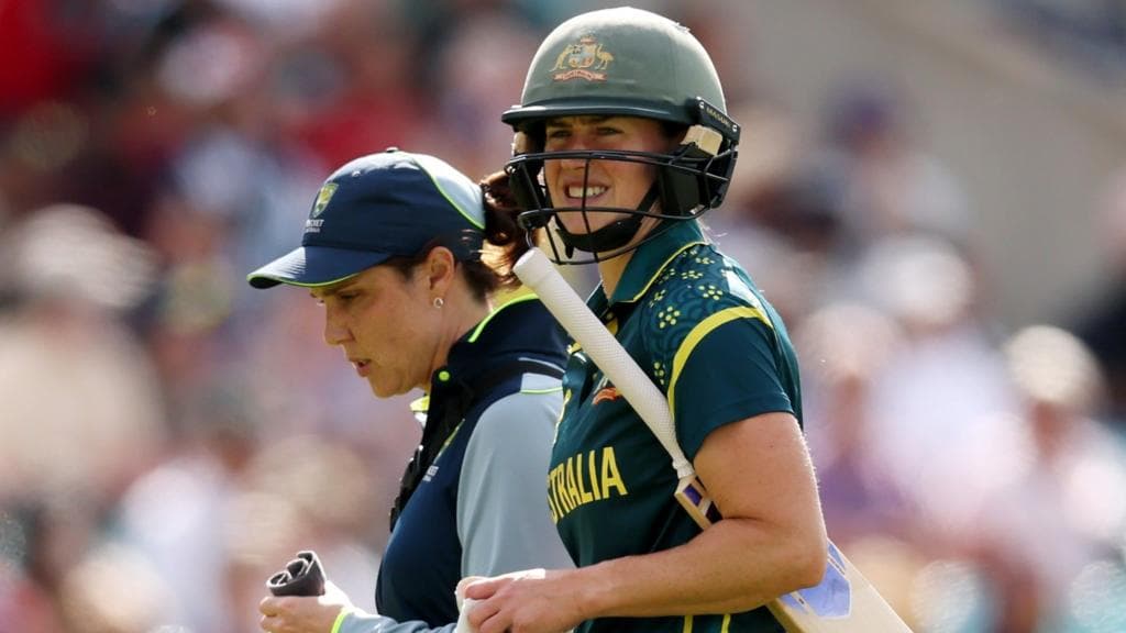Perry gives Australia injury scare in semi-final win