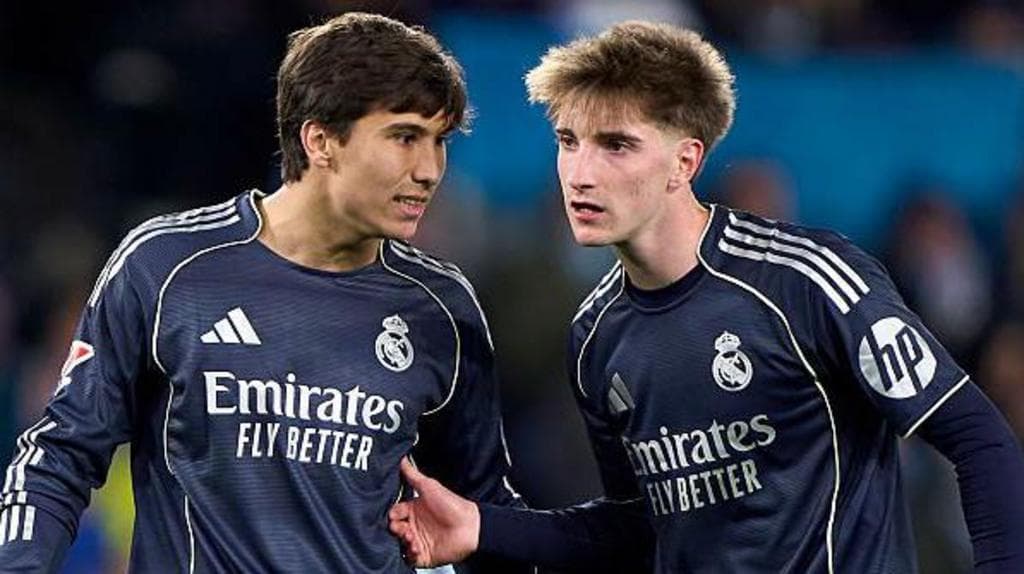 Fulham sign Garcia and Palacios from Real Madrid