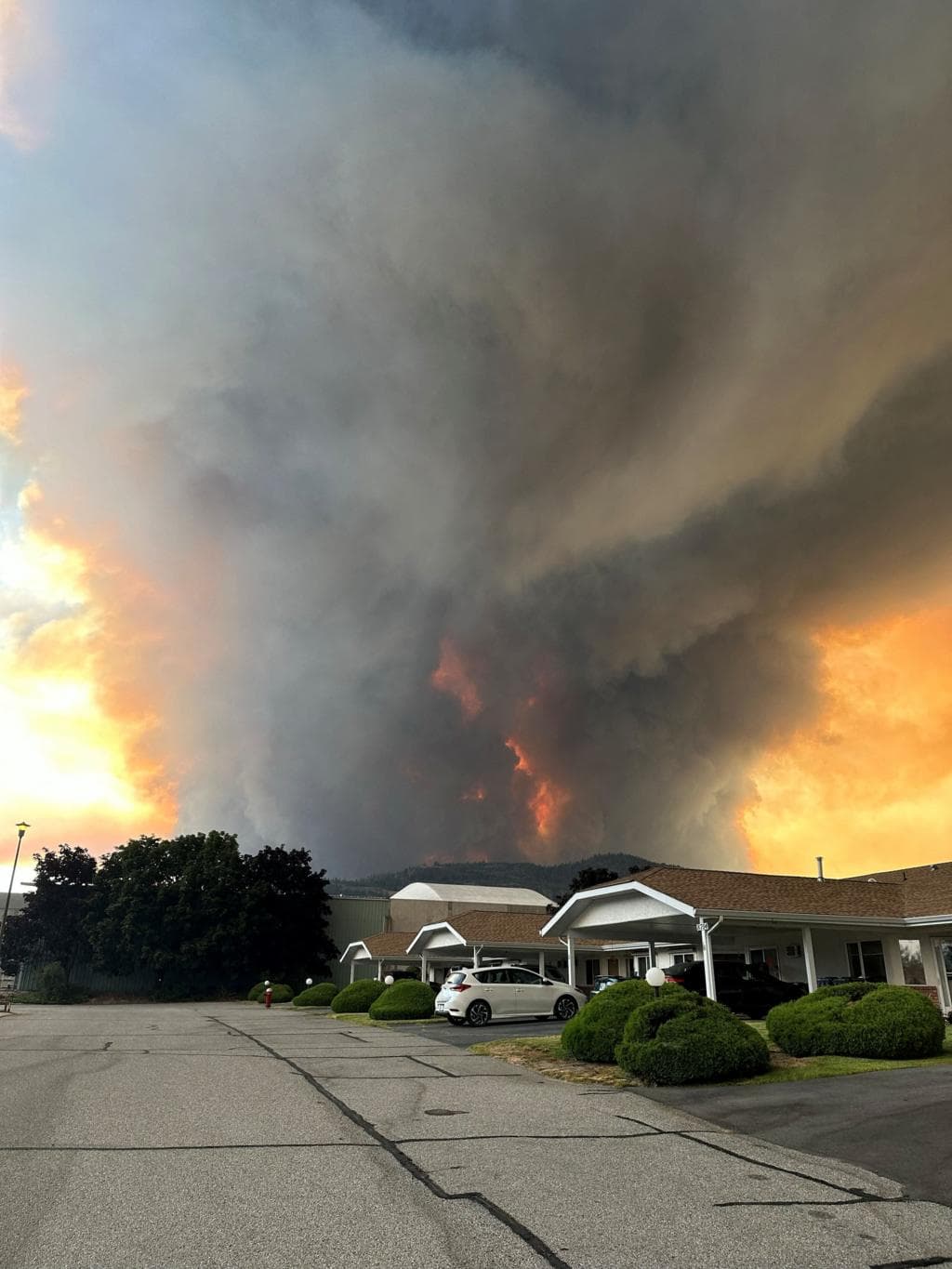 Residents warned to brace for the worst as Canada wildfire rages out of control