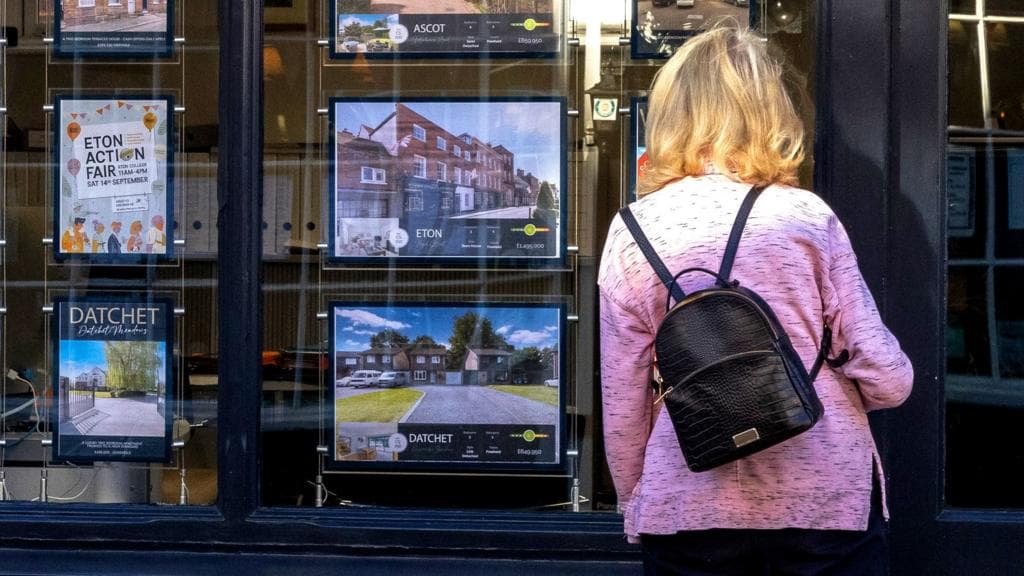 Homes harder to sell as high mortgage rates frustrate buyers