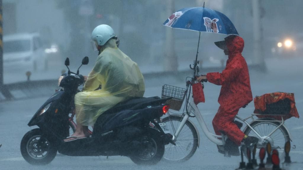 Typhoon Dolphin batters Japan's Okinawa before bearing down on China