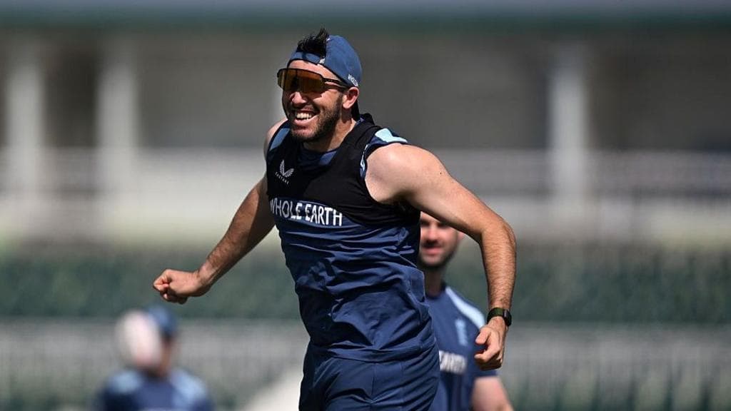 Overton would consider Ashes return if Root asks