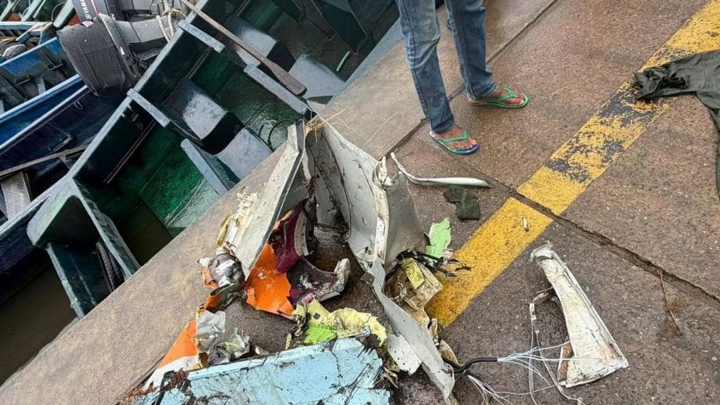 Nigeria mourns as 32 killed when military plane crashes into swamp