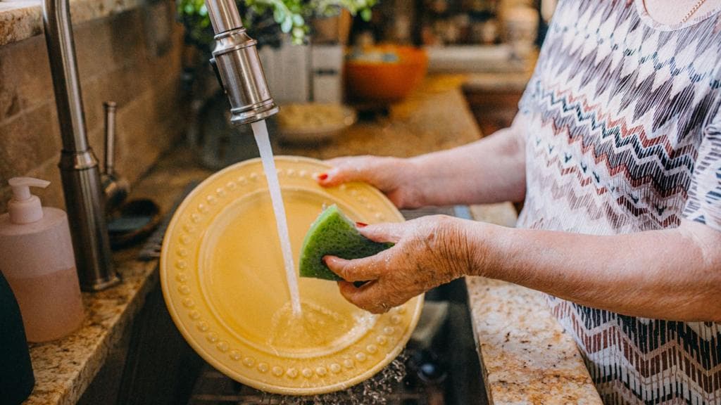 Airbnb hosts can no longer make guests strip beds and wash dishes under new rules