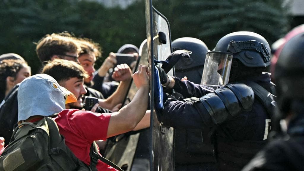 France's school protests: What lies behind the anger