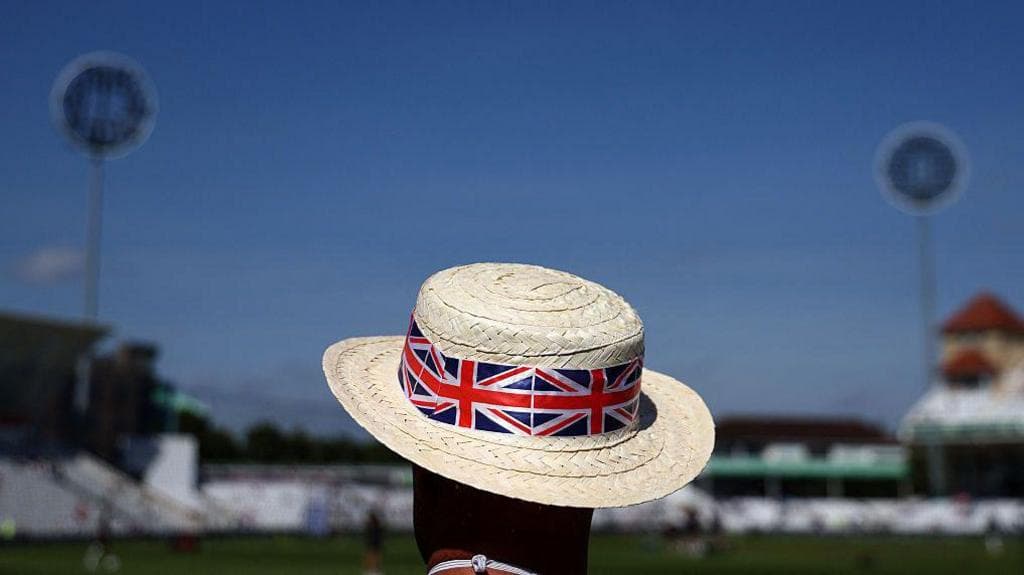 How is UK heatwave impacting sport for players and fans?