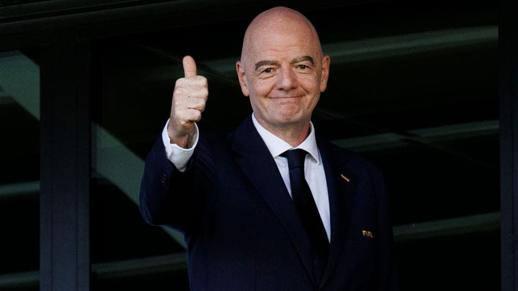 Infantino makes bigger cash pledge to Fifa members