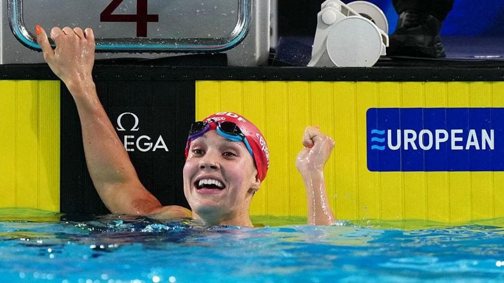 GB's Evans wins European gold in 100m breaststroke
