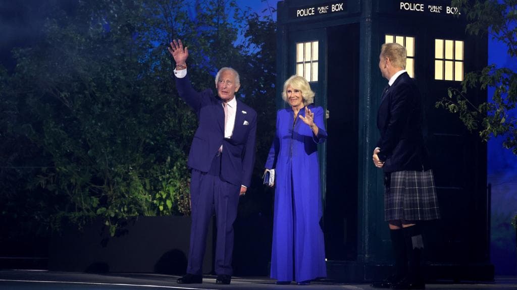 King's Tardis entrance as Commonwealth Games begin