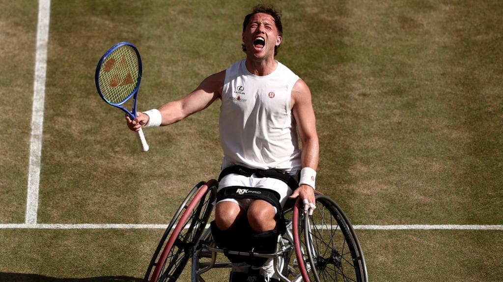 GB's Hewett into fifth straight Wimbledon final