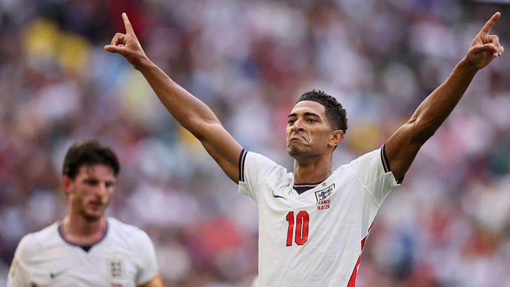 Bellingham breaks England World Cup goals record