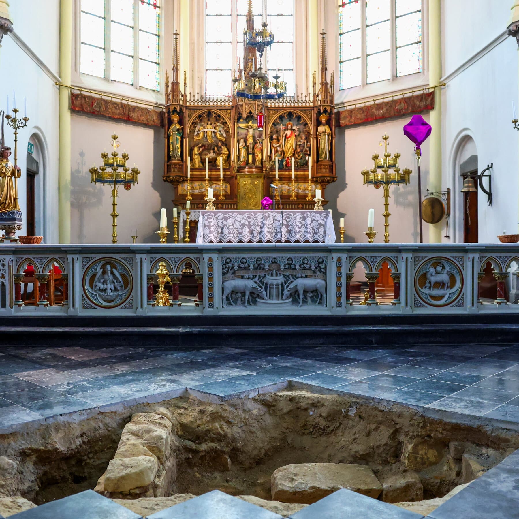 Are These the Bones of the Fourth Musketeer? This Dutch Village Hopes So.