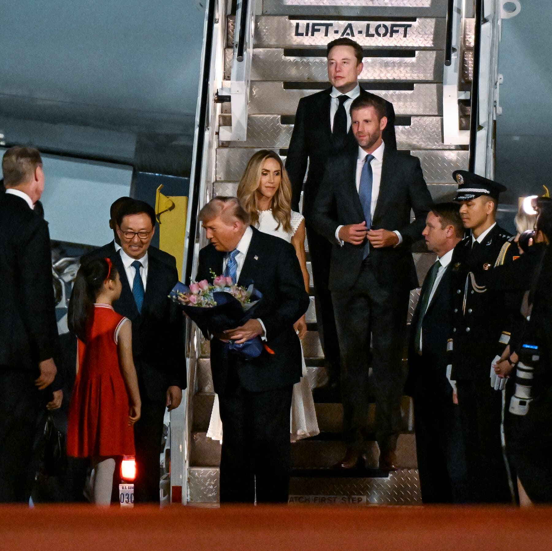 Eric Trump, Who Runs the Family Business, Hops Along on the Plane to China
