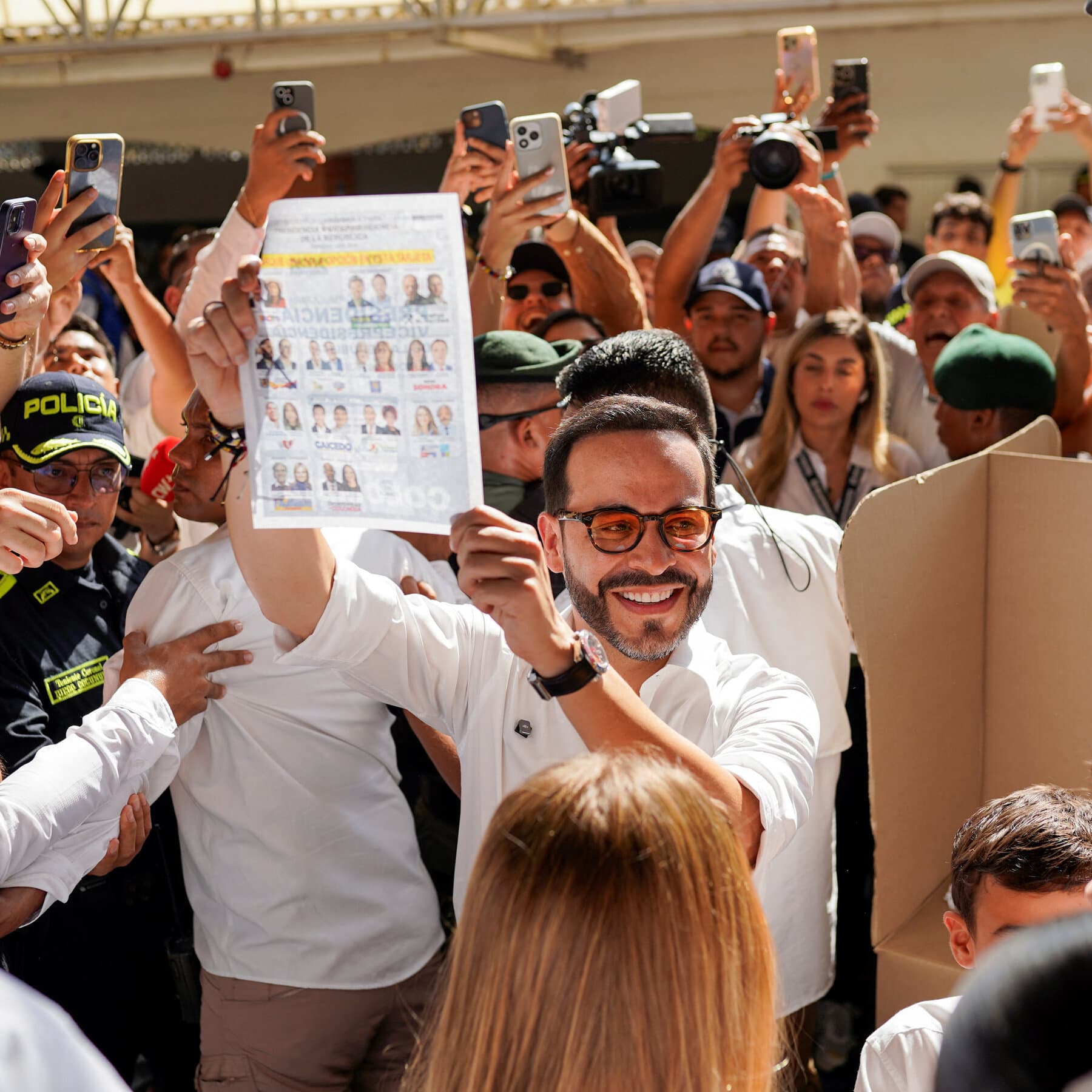 Can Abelardo De La Espriella, a U.S. Citizen, Become Colombia’s President?