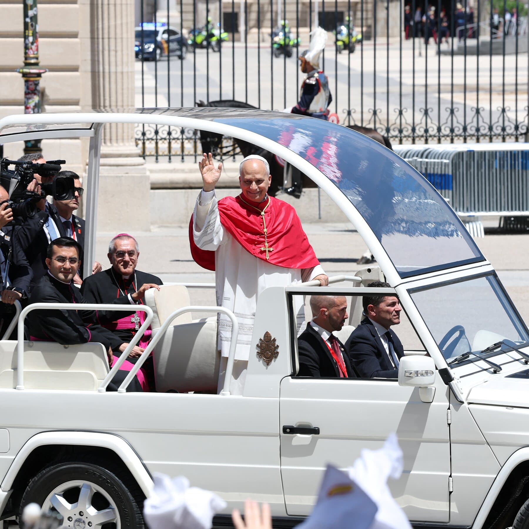 Pope Leo, After Taking on Trump and A.I., Prepares for New Duels in Spain