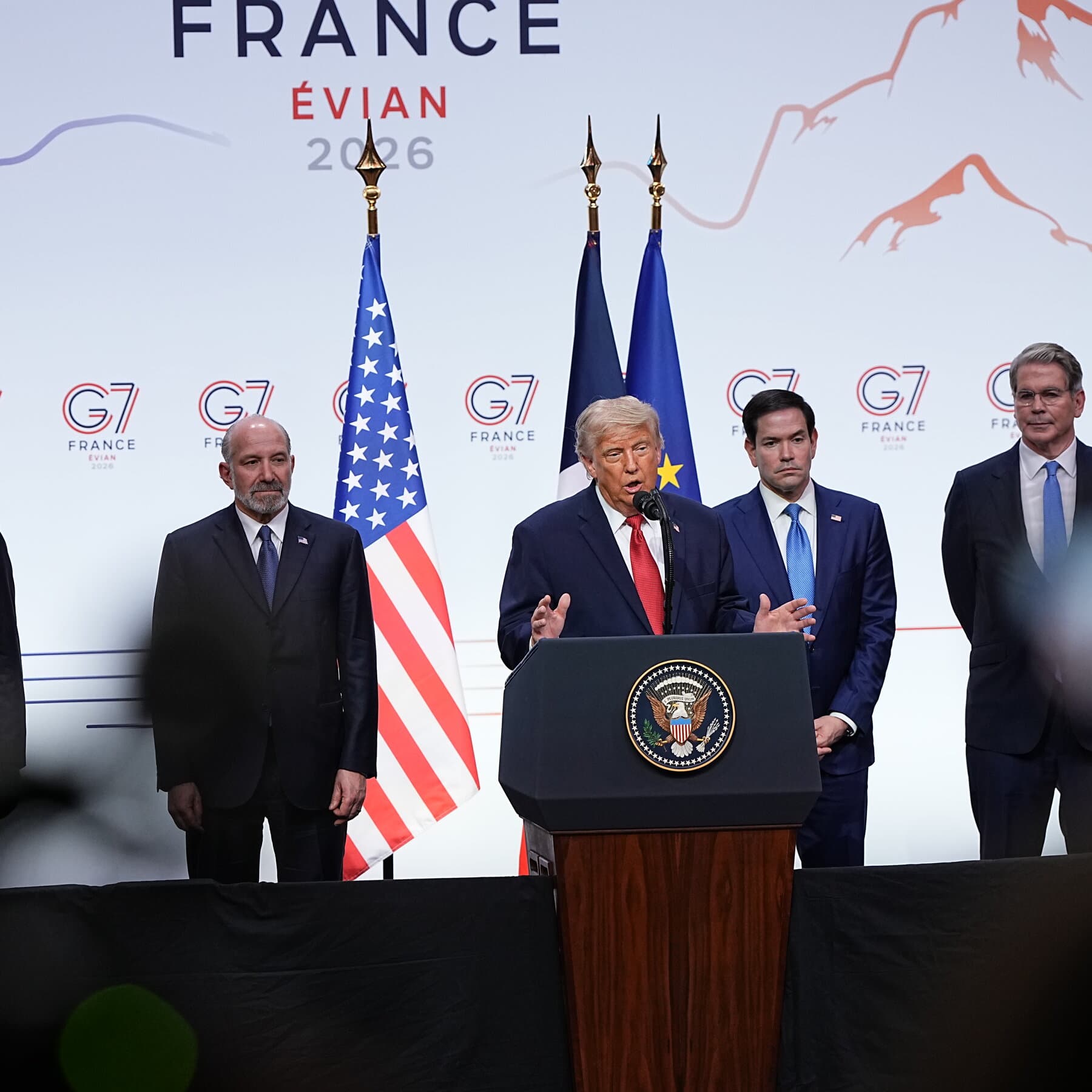 Live Updates: Trump Hails Iran Deal at G7 as U.S. Offers Details of Its Terms
