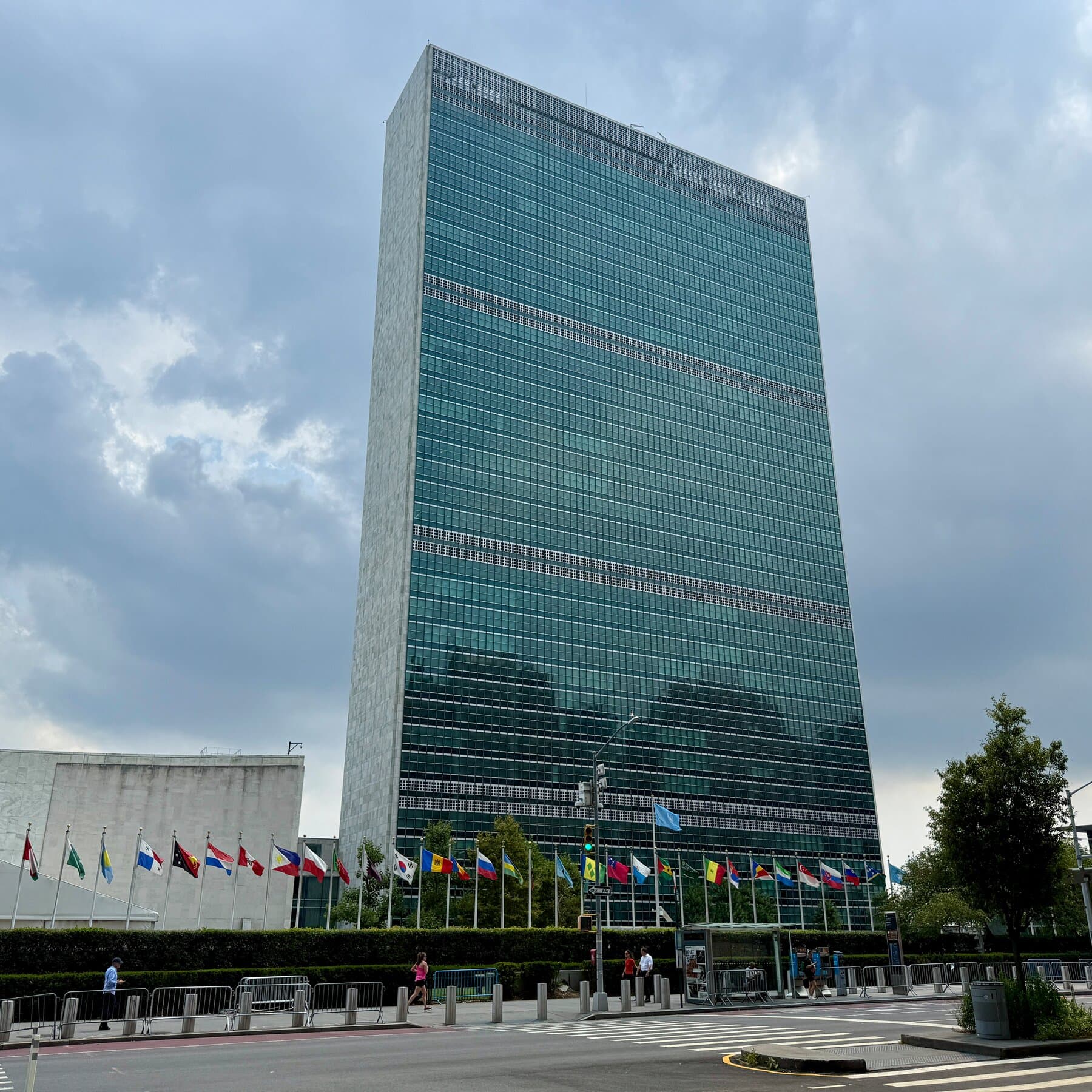 Tibetan Activist Sets Self on Fire Outside U.N. in Protest Against China
