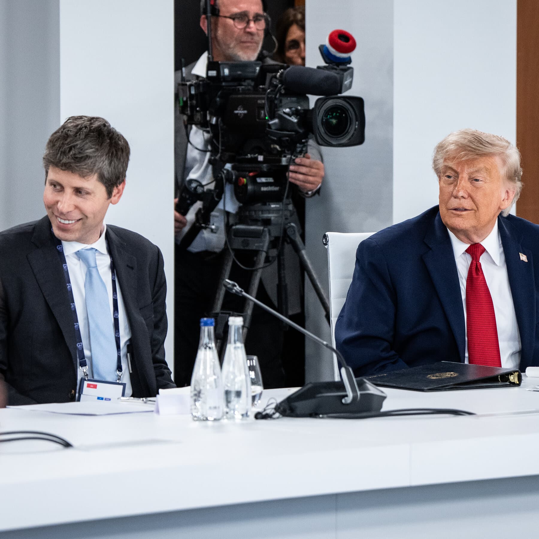 Trump Administration Is Snapping Up Stakes in Private Companies. Could A.I. Be Next?