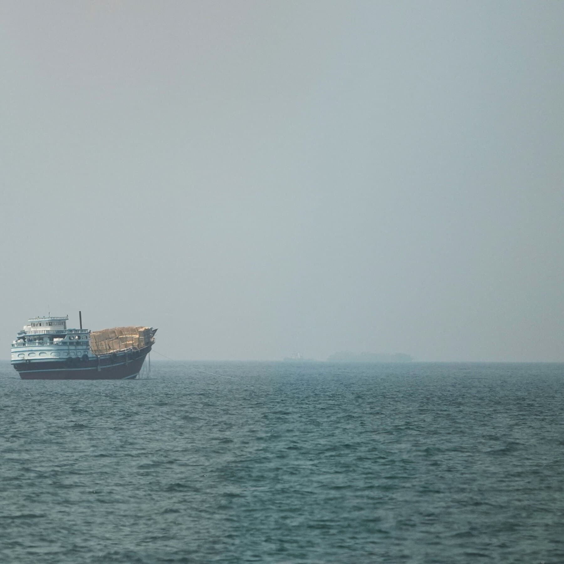 Oil Rises Above $85 a Barrel as Gulf Clash Escalates