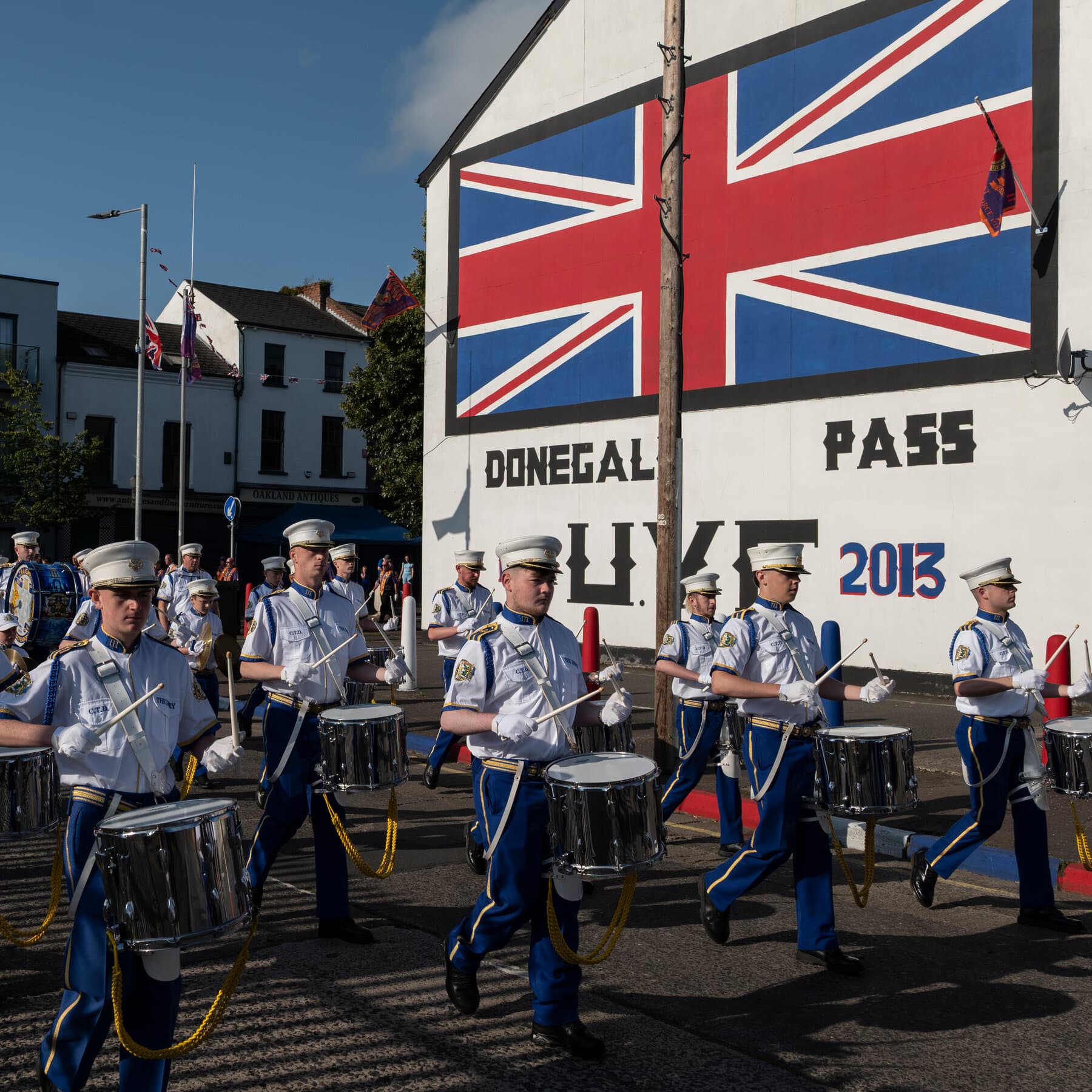 Some Northern Ireland Loyalists Embrace an Anti-Immigrant Ideology