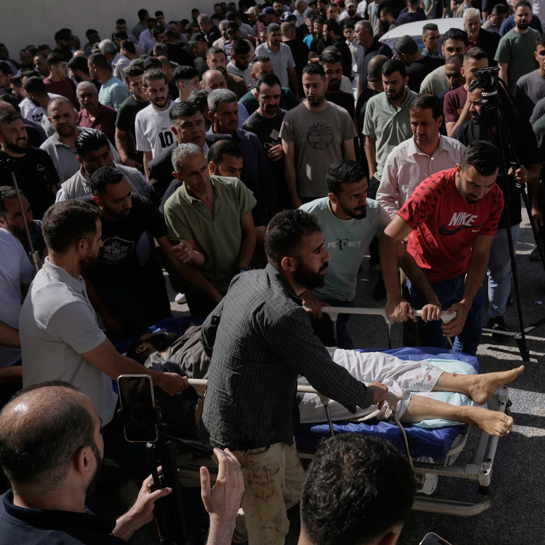 5 Killed in West Bank Shooting, Officials Say, Among the Deadliest in Months