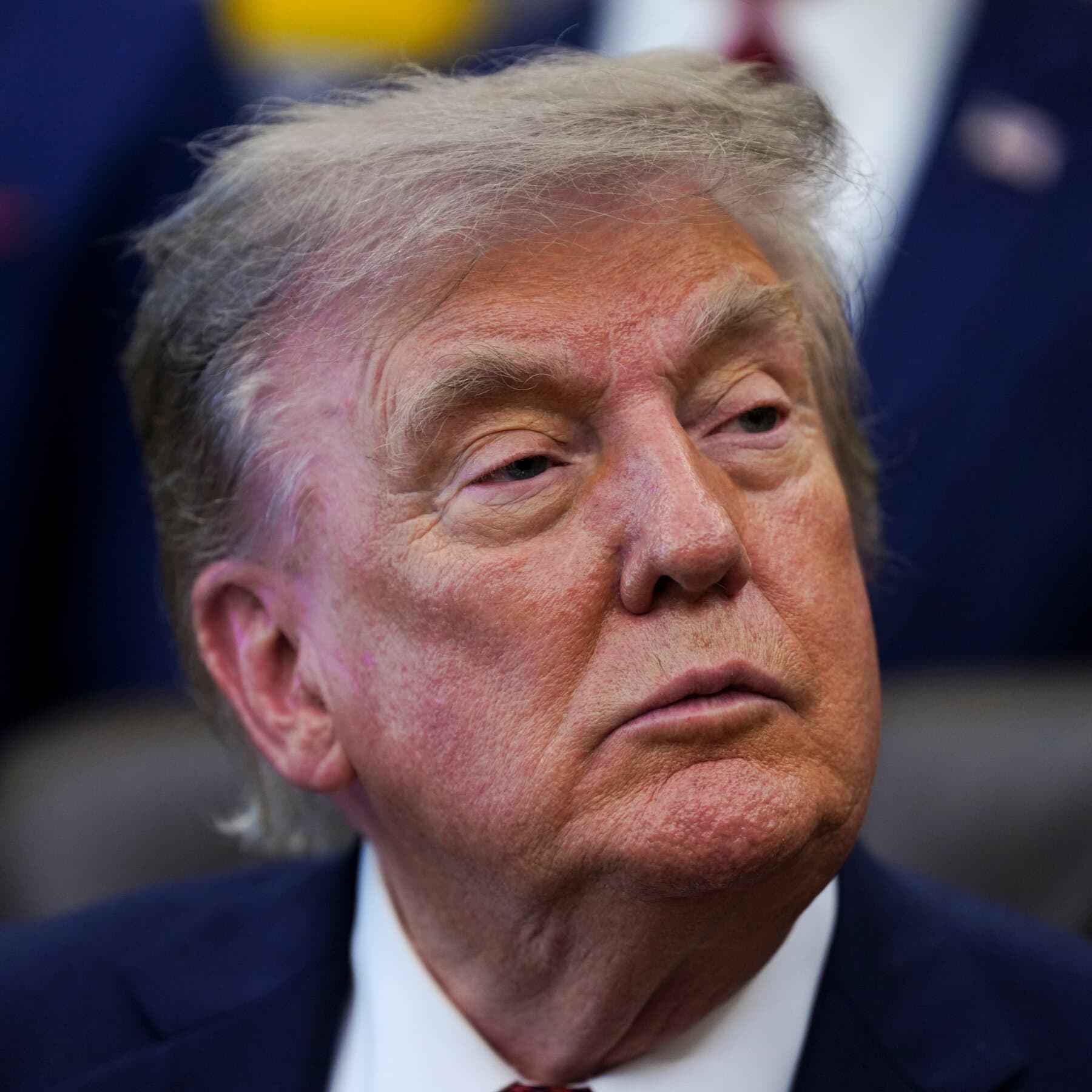 Iran War Live Updates: Trump Meets With Cabinet Over Whether to Intensify Iran Strikes