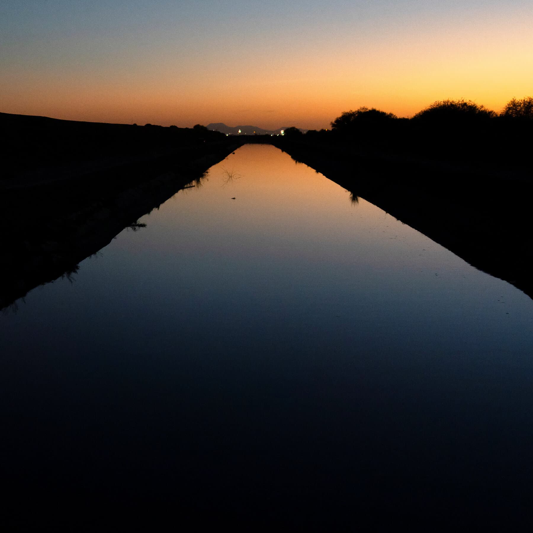 U.S. Raises Threat of Steep Water Cuts in Lower Colorado River Basin