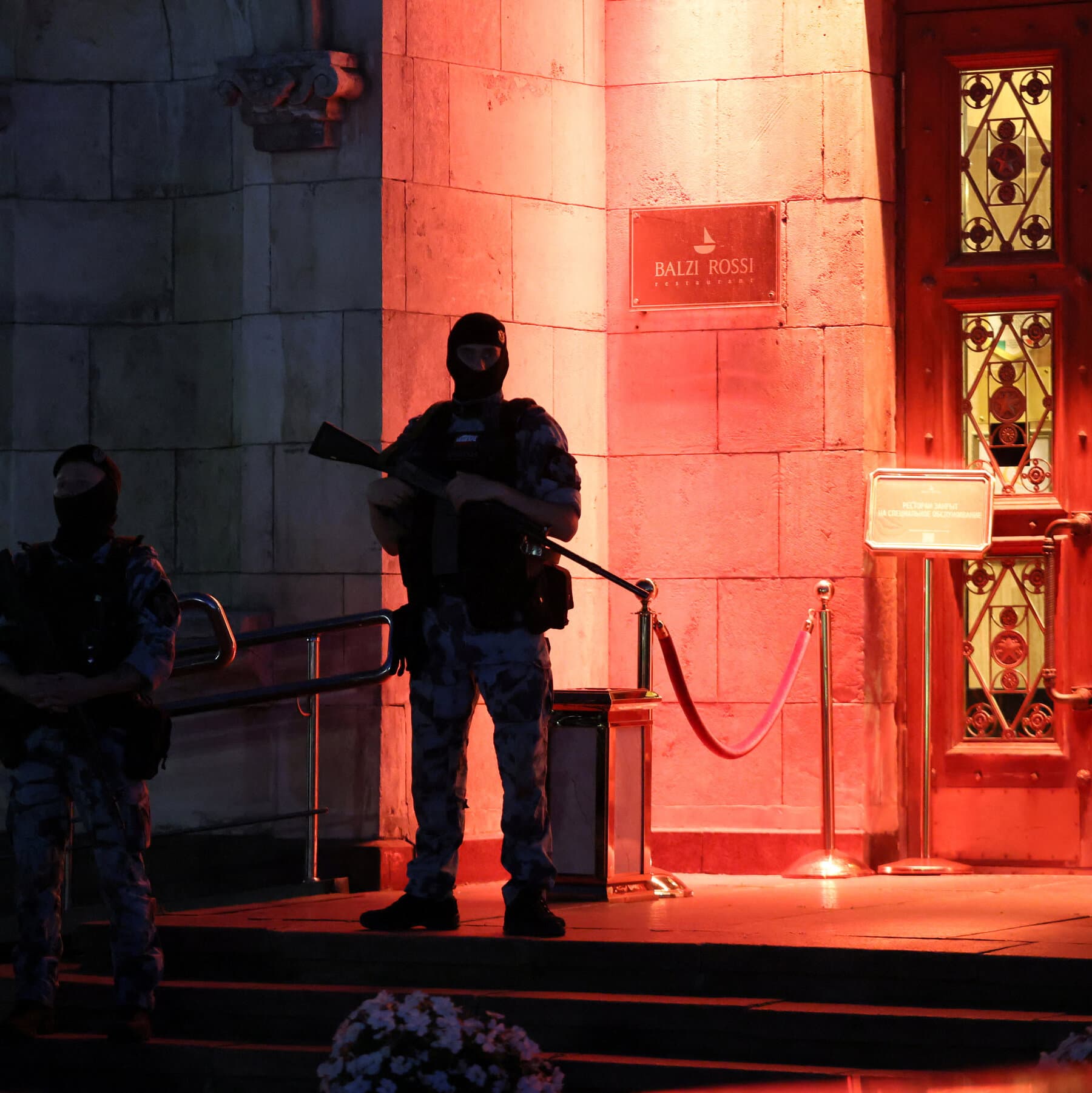 Improvised Bomb Kills 3 at an Upscale Moscow Restaurant