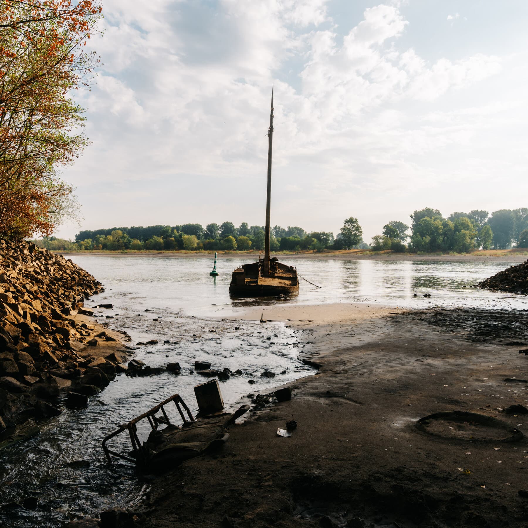 Drought Threatens a Vital Economic Artery in the Heart of Europe