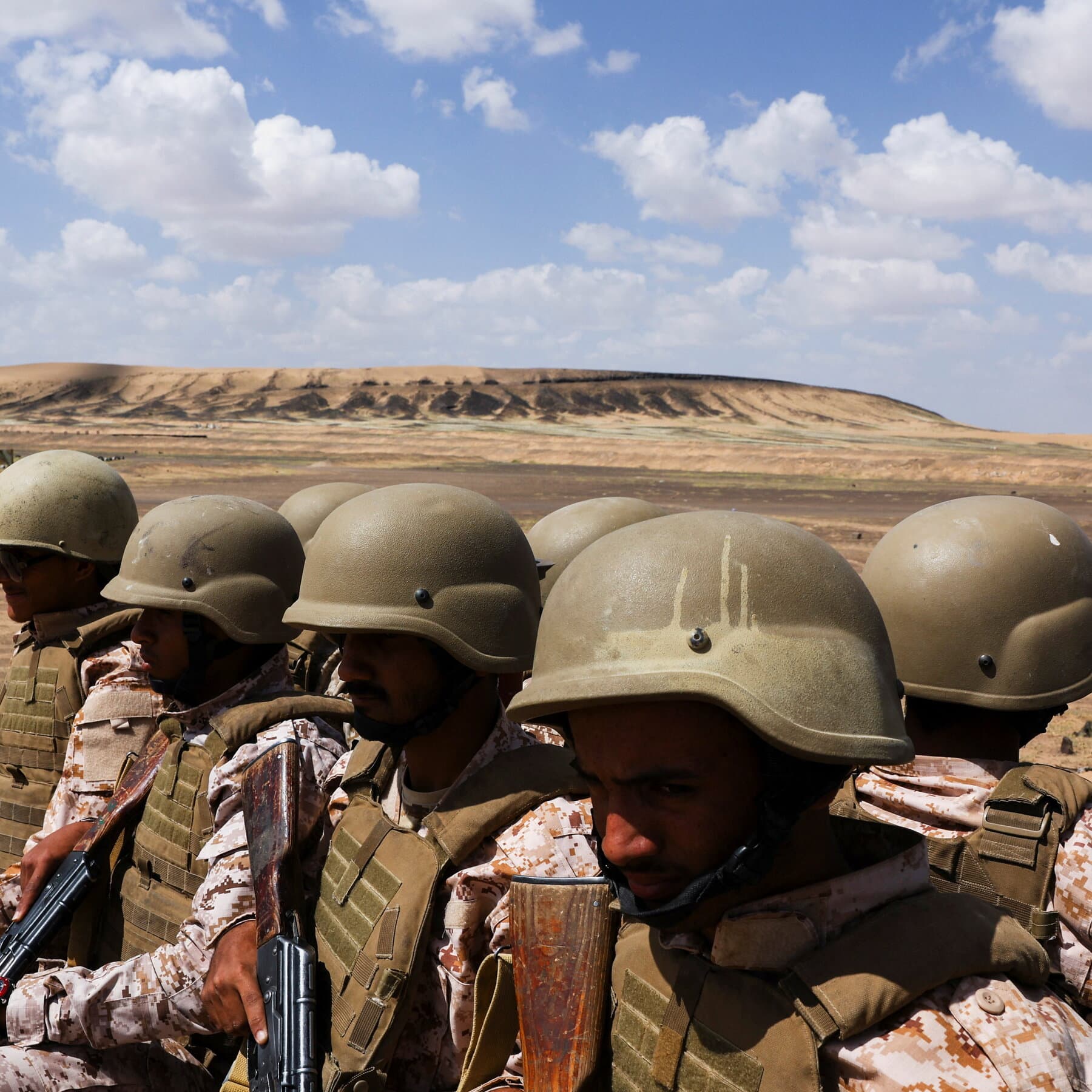 Houthi Attacks on Yemeni Military Threaten to Reignite Civil War