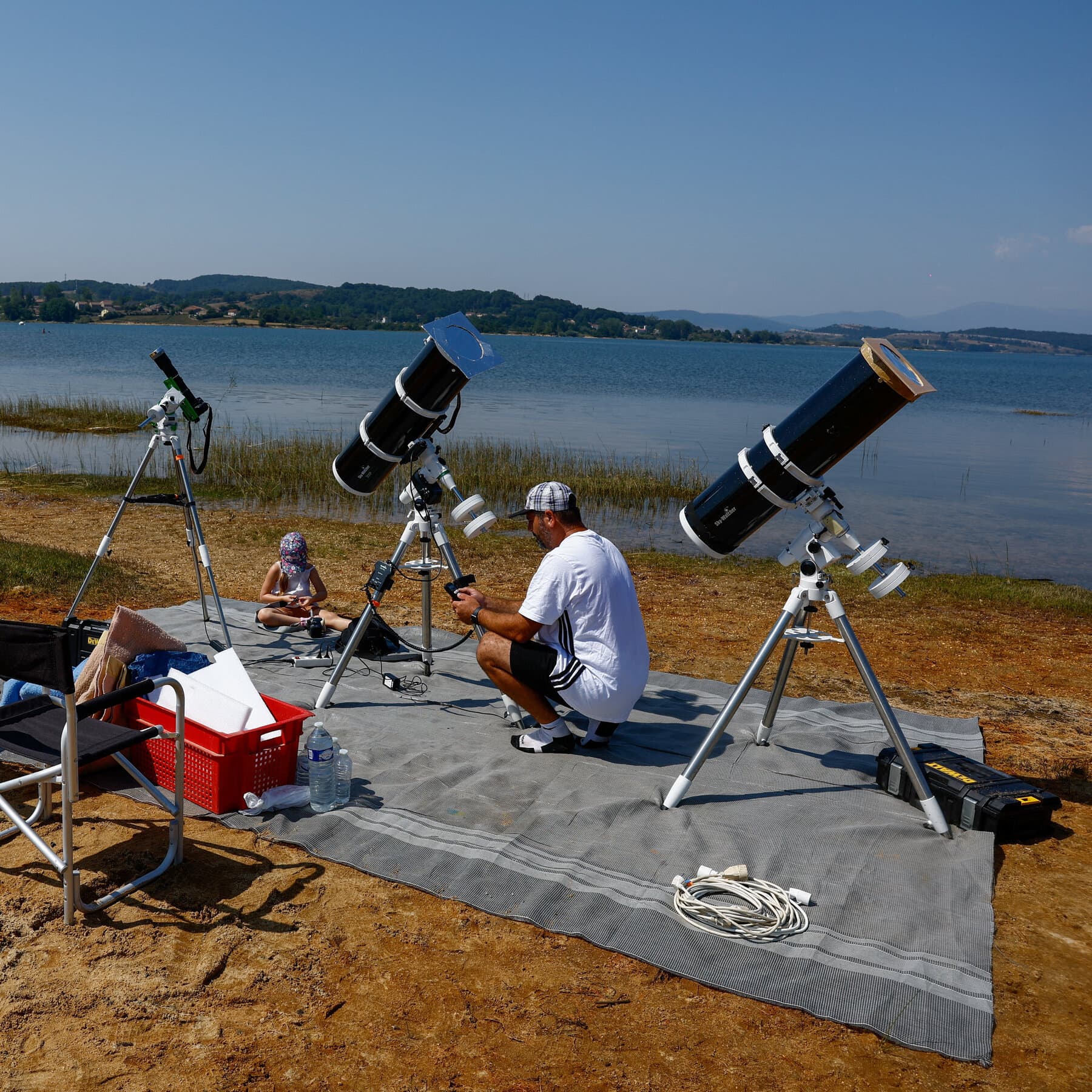 Live Updates: In Europe, the Total Solar Eclipse Is Only Hours Away
