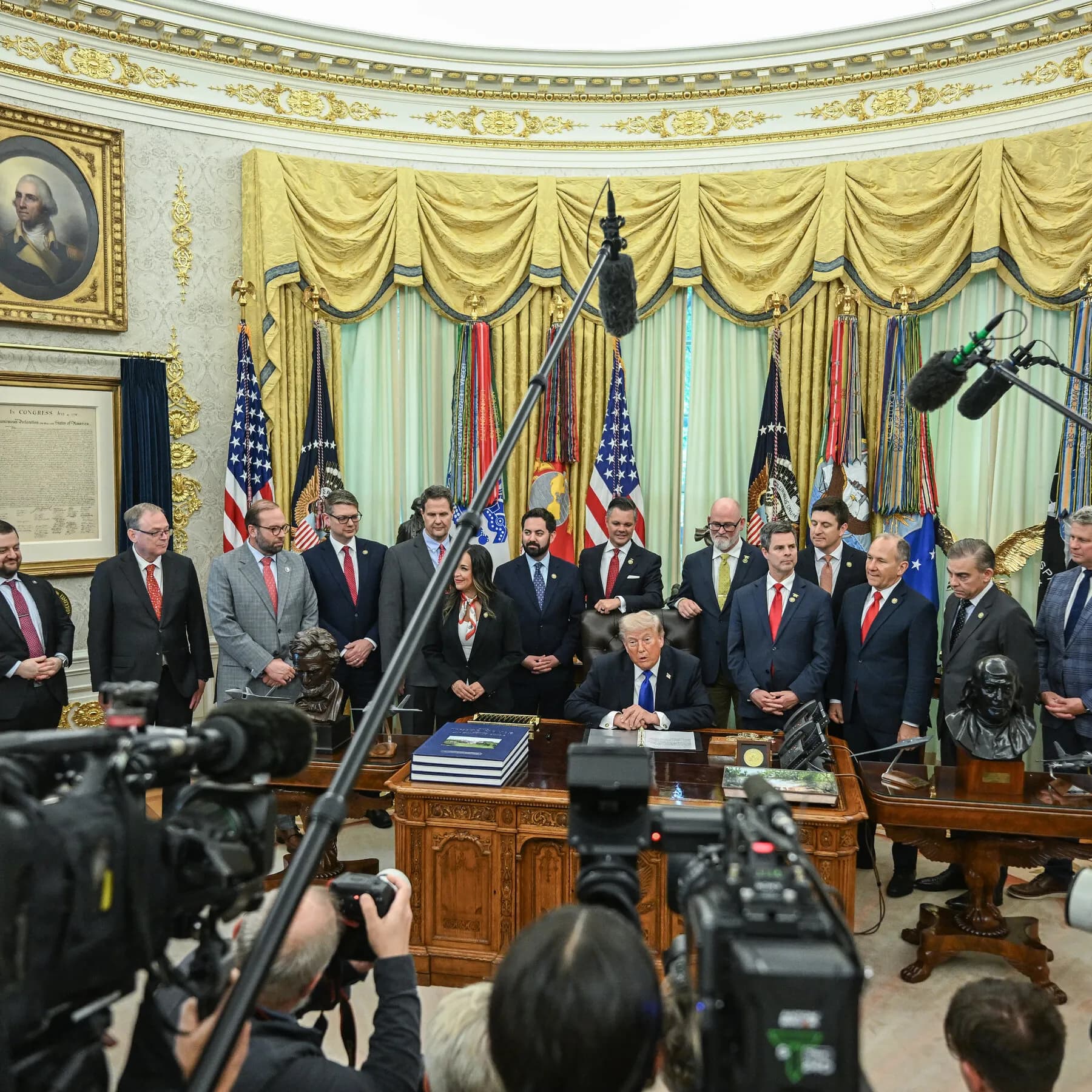TV Networks to Resume Trump Coverage, Even as White House Excludes CNN