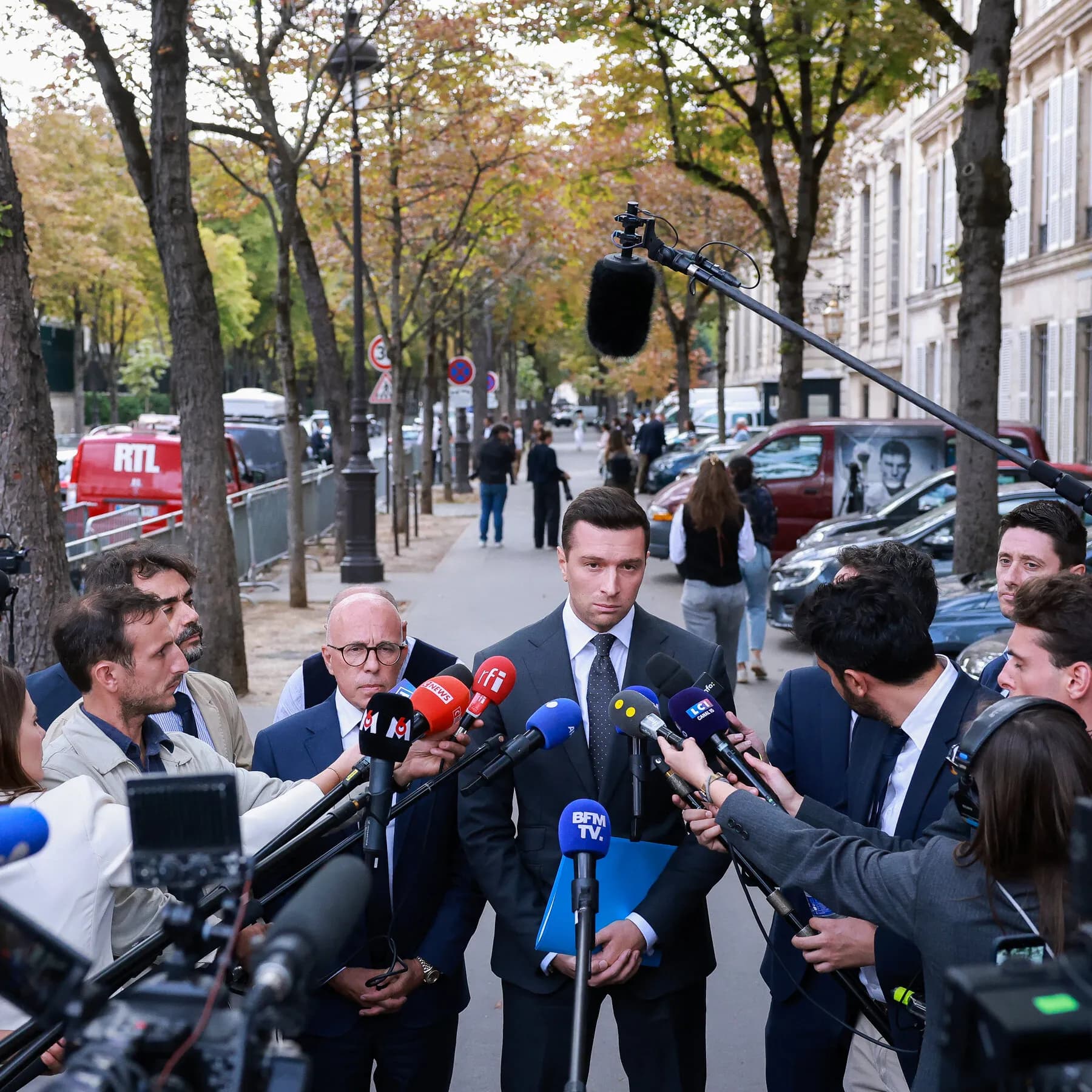 Accusations of Antisemitism Hit a Star of the French Far Right