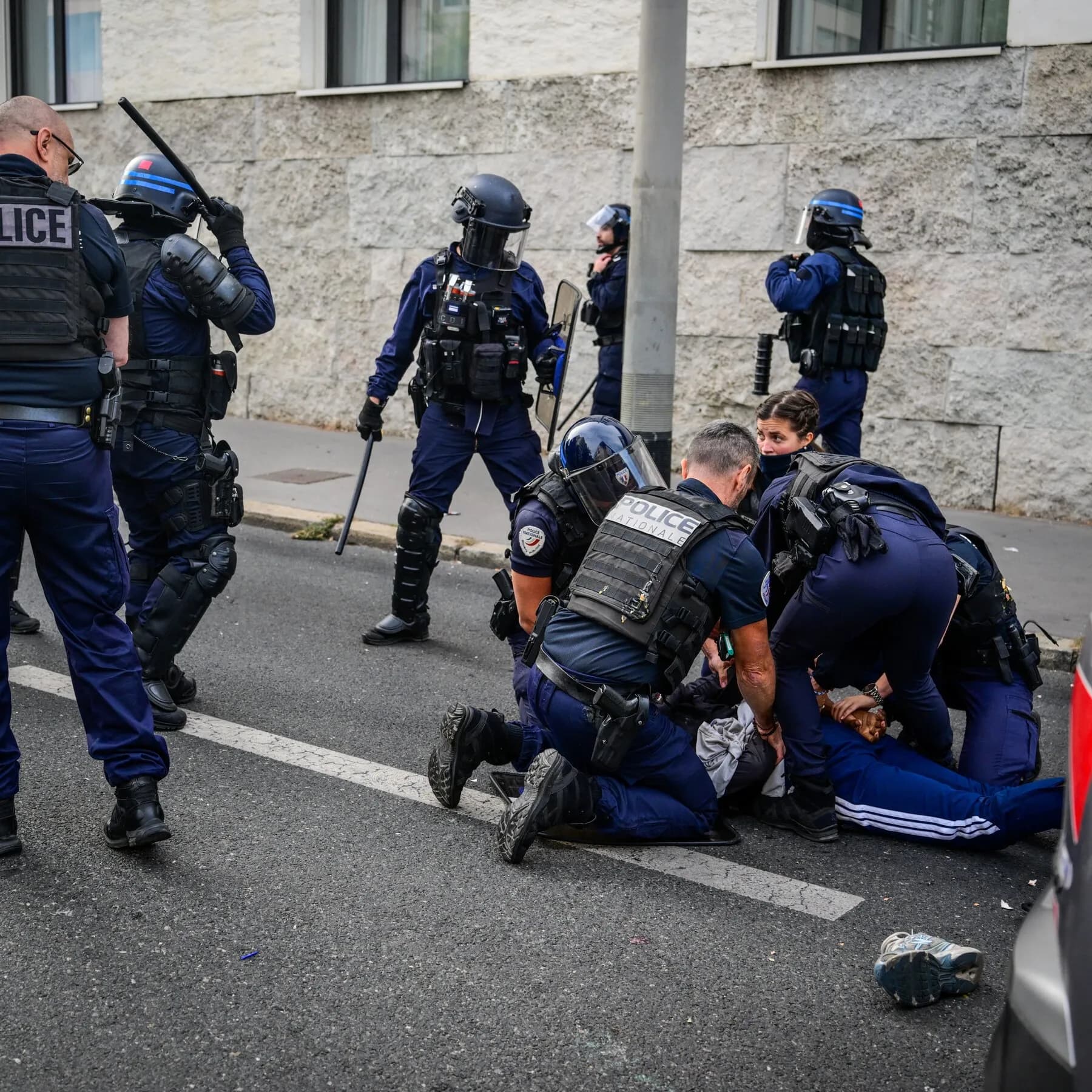 Hundreds Detained in France as Some Student Protests Turn Violent