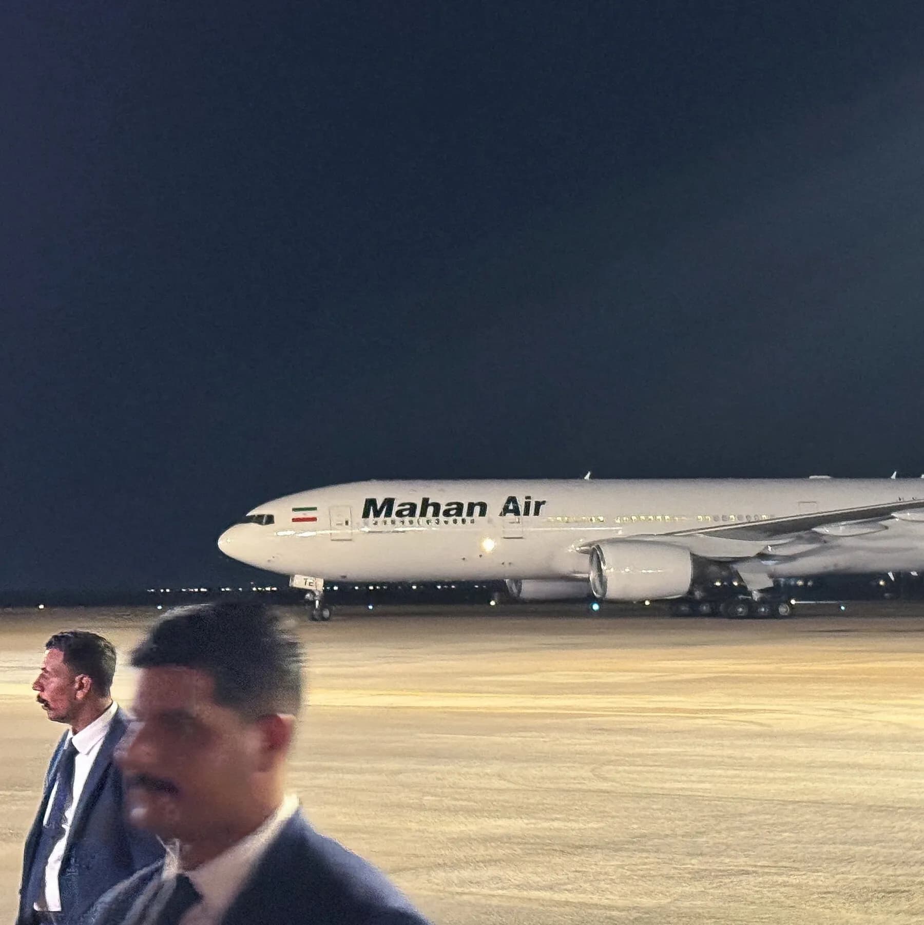 U.S. Sanctions Aim to ‘Shut Down’ Iran’s Airlines, but This Boeing Plane Is Still Flying